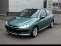 Dezmembrez PEUGEOT 206 2.0 HDI