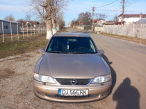 Opel vectra b masina