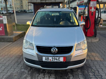 VW TOURAN 1.9 TDI 105 CP 7 LOCURI