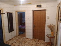 Apartament 3 camere, decomandat - zona Racadau