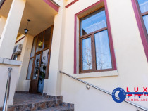 ID 9542 Casa in centrul orasului - DE INCHIRIAT