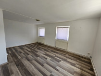 Spațiu, et.1, 300 mp, &icirc;n T&acirc;rgu Jiu, Calea București