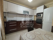 Apartament 4 camere, decomandat, centrala proprie, etaj 1...