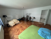 Casa individuala de inchiriat, cu 3 camere, 70 mp, zona cent