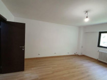 Apartament spațios 3 camere Barbu Văcărescu partial mo...