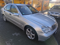 Mercedes c200 cdi an 2004 impecabil