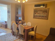 Vand apartament 3 camere, boxa, garaj, Deva, Cuza Voda, parter inalt