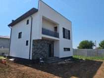 Vila individuala 5 camere /Teren 470 mp /Com.Berceni