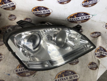 Far dreapta cu lupa Mercedes ML 2008