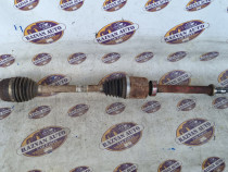 Planetara dreapta fata Dacia Duster 1.5 Motorina 2013