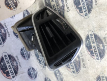 Grila ventilatie dreapta Ford Kuga 2014