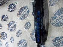 Maner exterior stanga fata Nissan Qashqai 2012