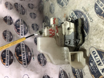 Broasca dreapta fata Audi Q5 2010