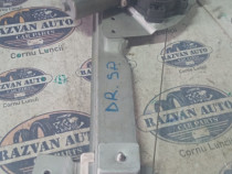 Macara geam dreapta spate Dacia Duster 2014