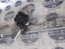 Macara geam stanga fata Dacia Duster 2017