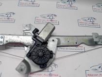 Macara geam stanga fata Dacia Duster 2013