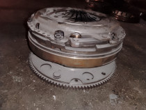 Volanta cu masa dubla Audi A4 B8 2.0 Motorina 2012