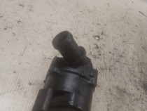 Pompa recirculare apa Volkswagen Passat B8 2015