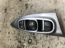 Butoane geamuri electrice Nissan Juke 2011