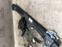 Macara geam stanga fata BMW Seria 2 F45 2016