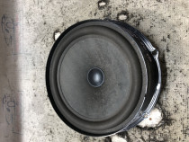 Boxa dreapta fata Volkswagen Tiguan 2010