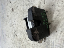 Broasca hayon Volkswagen Touran 2012