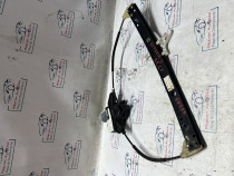 Macara geam dreapta spate Skoda Octavia 3 Break 2015