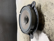 Boxa dreapta spate Dacia Duster - Benzina 2019