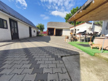 Casa 4 camere, 6000mp teren, zona centrala, Negostina, Siret