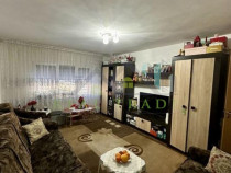 Apartament 3 camere decomandat zona Noua