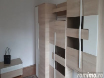 1 camera in zona Blascovici