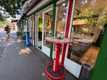 Proprietate Stradala cu Spatiu Comercial Pretabila Business