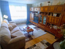 Apartament cu 3 camere, decomandat - zona Tractorul