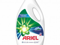 Detergent Ariel lichid