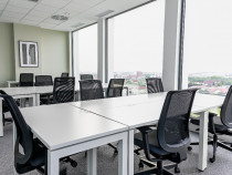 Spațiu de birou tip open-plan pentru 10 persoane în Regus Vox Tech