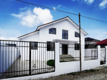 Casa cocheta, 140 mp utili si 250 mp teren, finisata,toate u