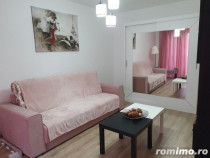 1 camera in zona Medicinei