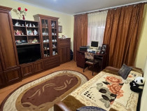 Apartament 3 camere Scolilor parter/ vedere stradala