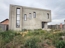 Casă noua, 4 camere și 3 băi, zona Fântânele, Arad