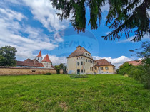 Fostă școală săsească semnată de Fritz Balthes &ndash; ...