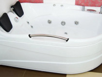 Cada baie 2 persoane, cu hidromasaj
