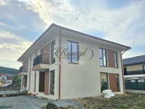 Duplex in ansamblu rezidential inchis, Chinteni