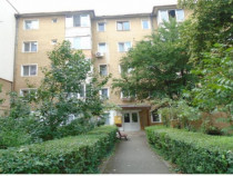 Cota de 4/8 din apartament 3 camere loc. Orastie, Jud Hun...