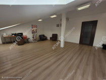 Spatiu de birouri decomandat 2 camere in zona centrala din S