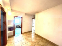 Apartament de v&acirc;nzare, decomandat, 68 mp &ndash;Ultacentral, Bo