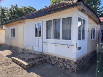 Casă bătrânească locuibilă cu teren generos – Ghilane