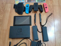 Consola Nintendo Switch plus trei jocuri