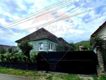 Casă / Vilă cu 5 camere de v&acirc;nzare