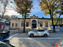 Cladire cu un aspect aparte de inchiriat in Centrul Focsaniu