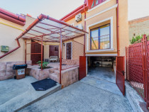 Vilă impunătoare cu arhitectură elvetiană pe 3 nivele - proprietar